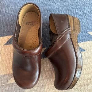Dansko Leather clogs, 37
